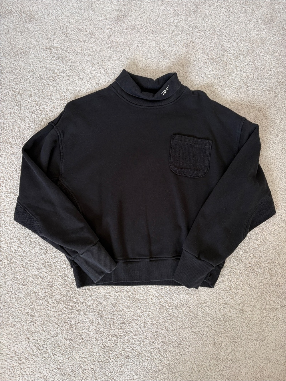 Reebok W Black Turtleneck Pullover